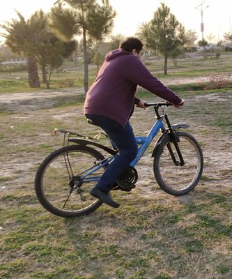 Me Biking